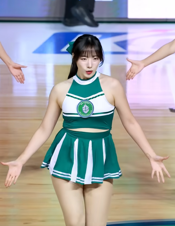tvN이 인정한 KBL 대세 치어리더 하지원