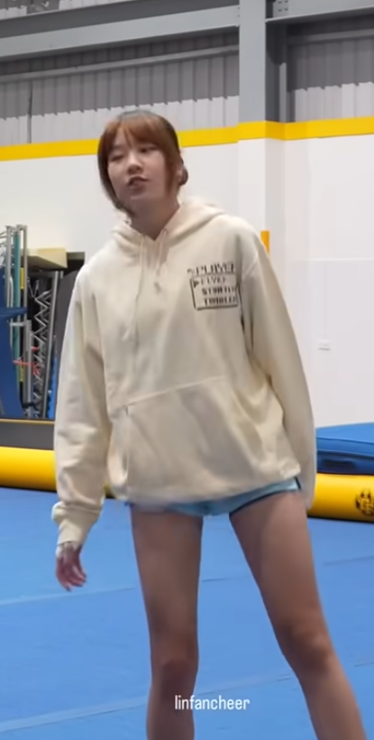 니는 타이머가 돌기를 기다립니다.