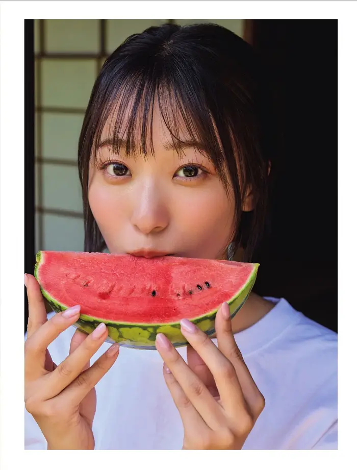 이노우에 모모, 호라이 마이, 이마이 사쿠라 플래시 2025년 11월 4일호