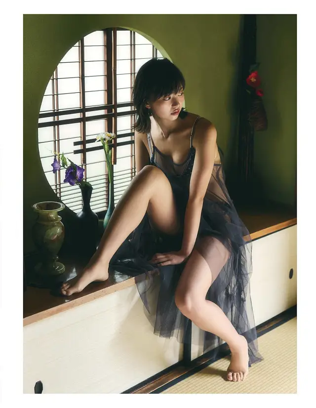 마키노 히나 B.L.T Graph 2025년 10월호 Vol.112