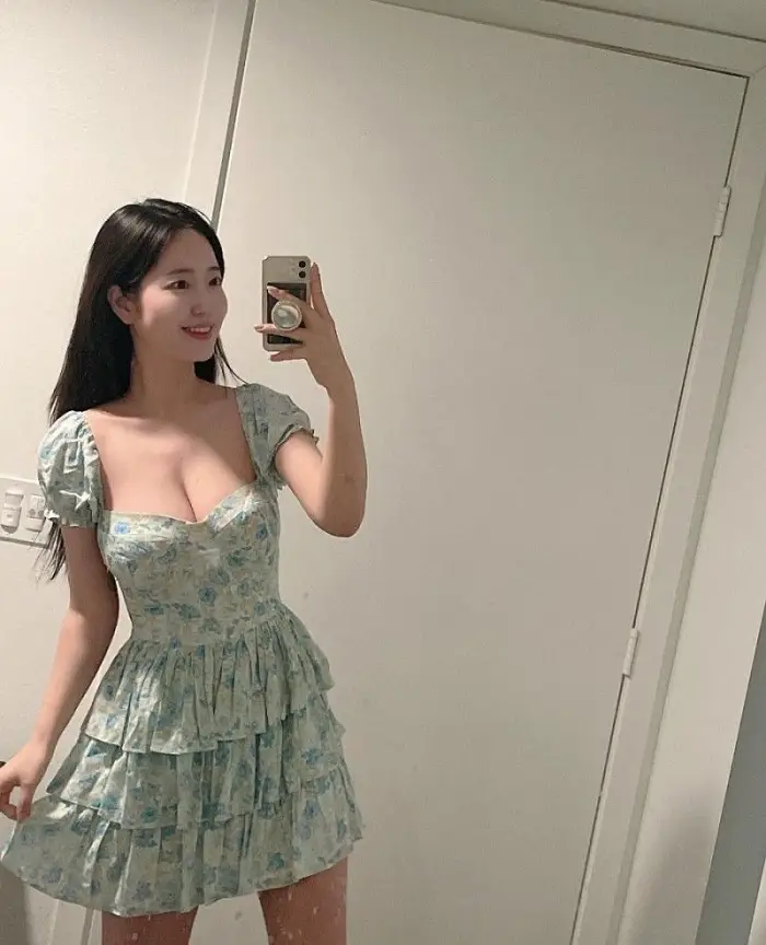 인스타를 뒤흔드는 비키니녀들