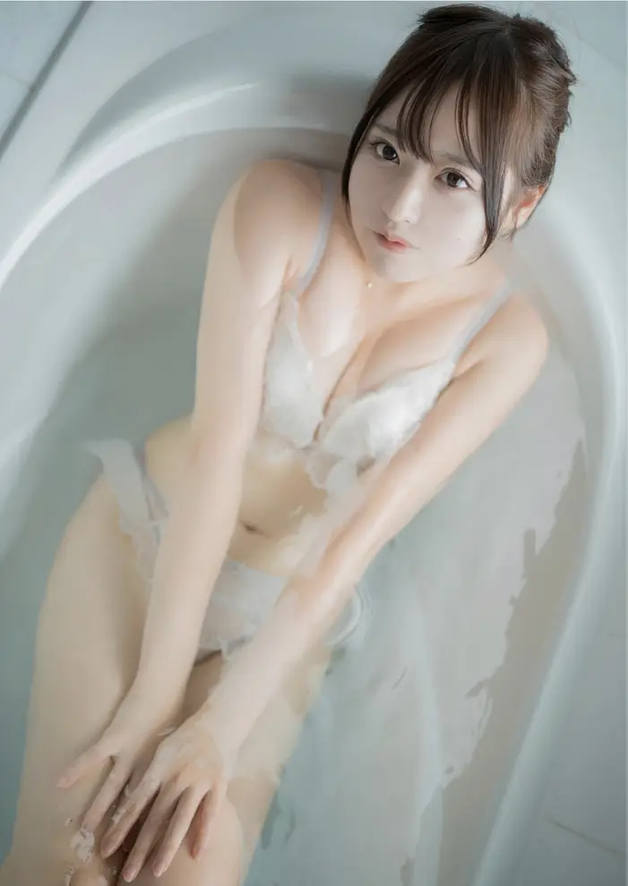 츠쿠모 패테 첫번째 사진집 [여기 오세요] Set.05