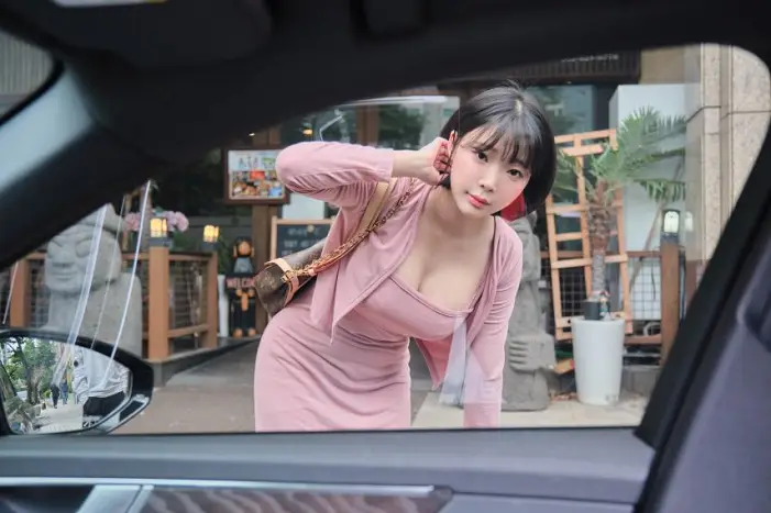 강인경 운전석 남친 시점