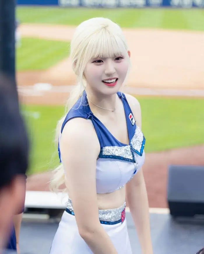안혜지1