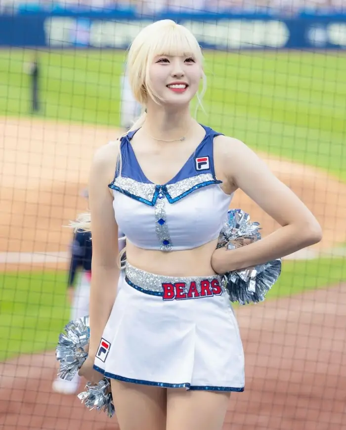 안혜지1