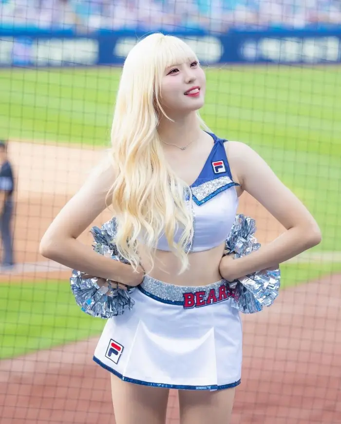 안혜지1
