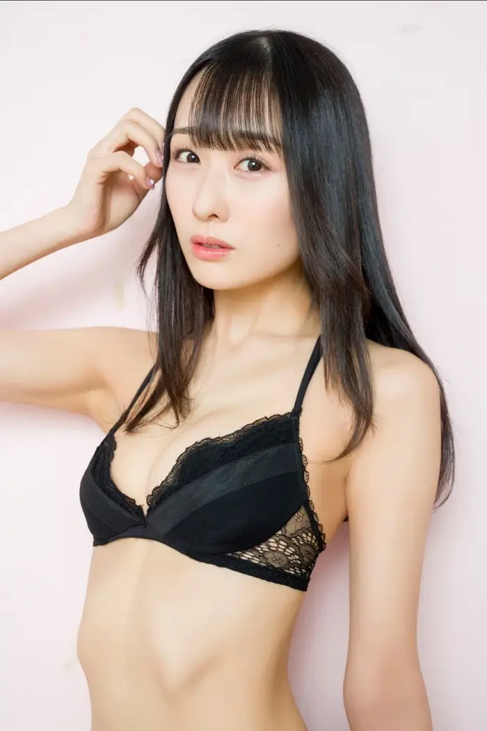 반비 와타나베,  사진집 『플레이메이트  vol.1 Perfect Nude 편』 Set.03